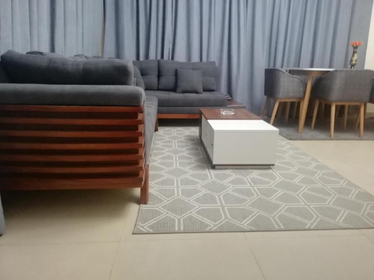 Hidden Gem With Pool Access In New Cairo Appartement Buitenkant foto