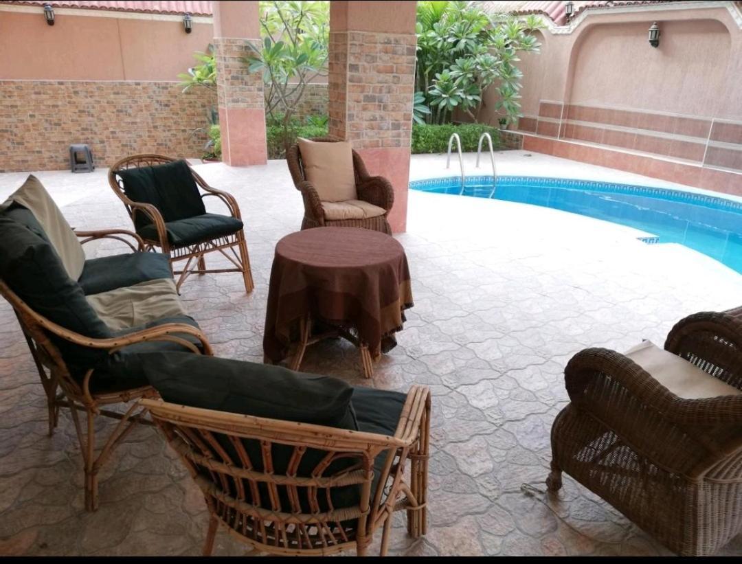 Hidden Gem With Pool Access In New Cairo Appartement Buitenkant foto